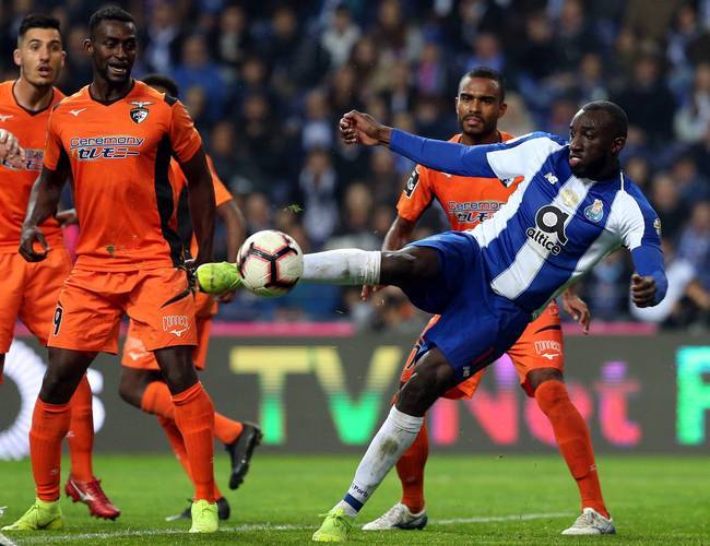 九游网站 -集结日葡超传出新动向；拜仁慕尼黑防线松动；管理层表态——引发热议；身体对抗强度拉满的简单介绍