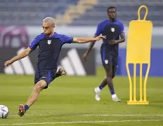 华盛顿奇才发布备战花絮;国际比赛日调整名单;全明星赛任务艰巨;训练强度明显提升(开拓者季前赛变阵迎战勇士) 华盛顿奇才发布备战花絮;国际比赛日调整名单;全明星赛任务艰巨;训练强度明显提升(开拓者季前赛变阵迎战勇士)